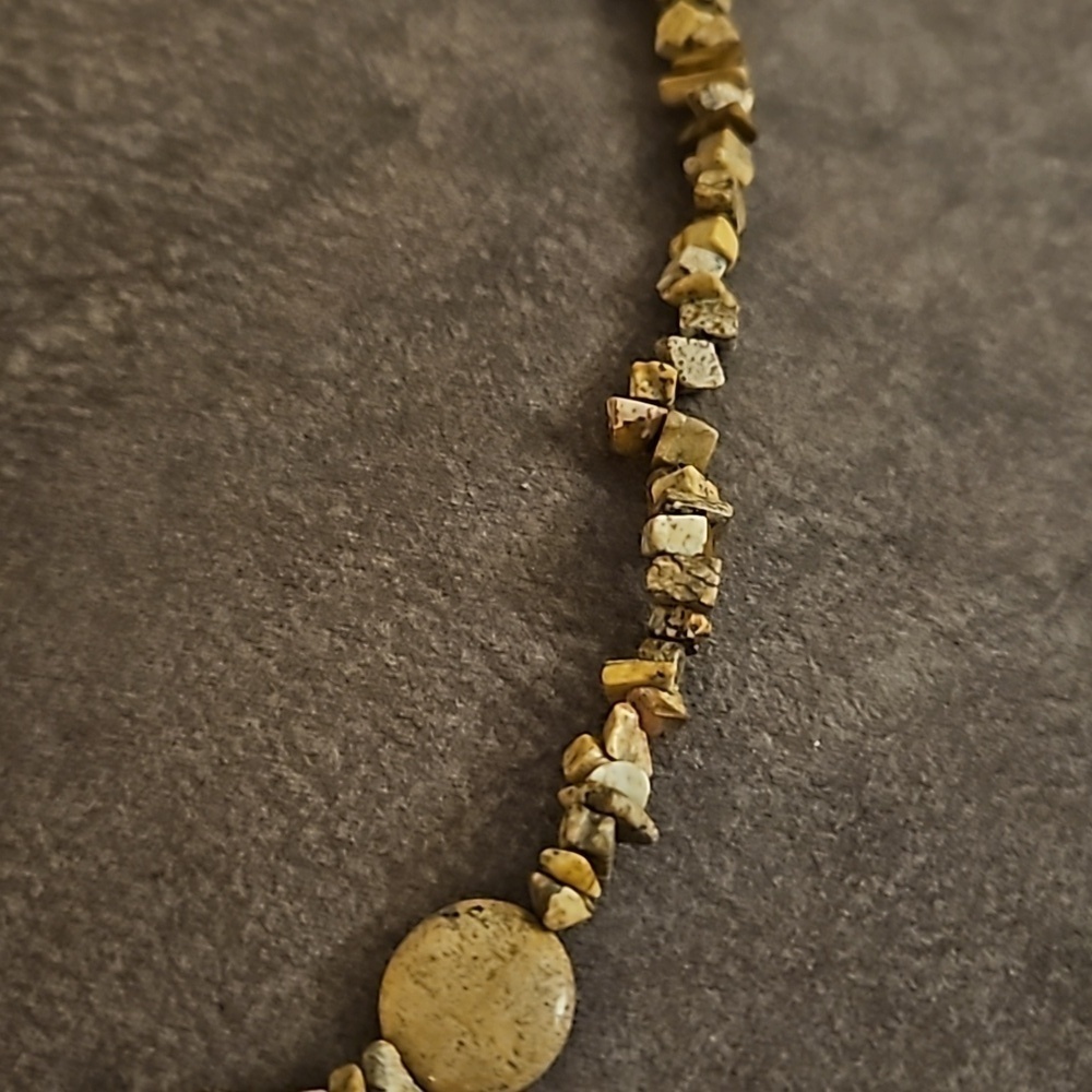 HANDMADE Brown Jasper Chip Beaded Toggle Necklace - Picture 5 of 7